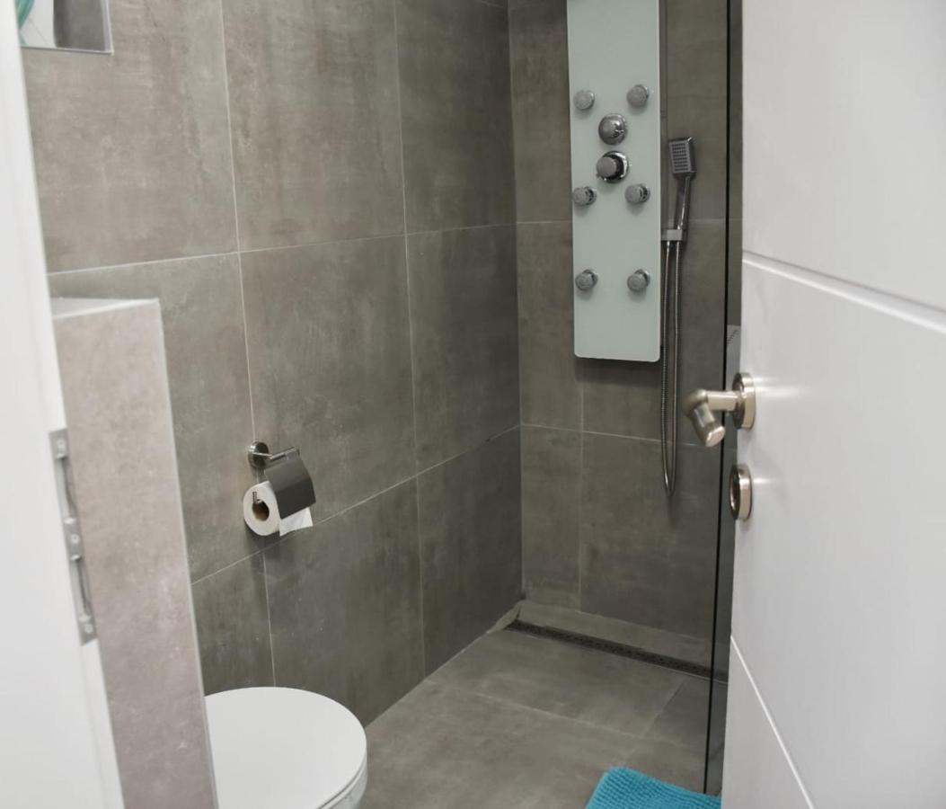 Modern Stairs Apartment Rovinj Ngoại thất bức ảnh