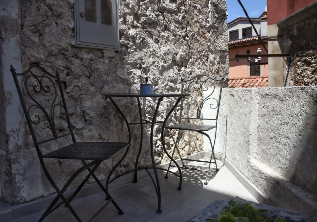 Modern Stairs Apartment Rovinj Ngoại thất bức ảnh