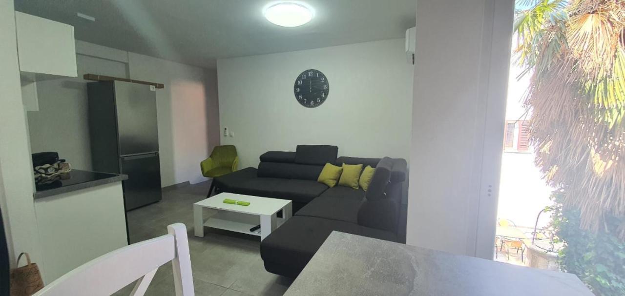 Modern Stairs Apartment Rovinj Ngoại thất bức ảnh